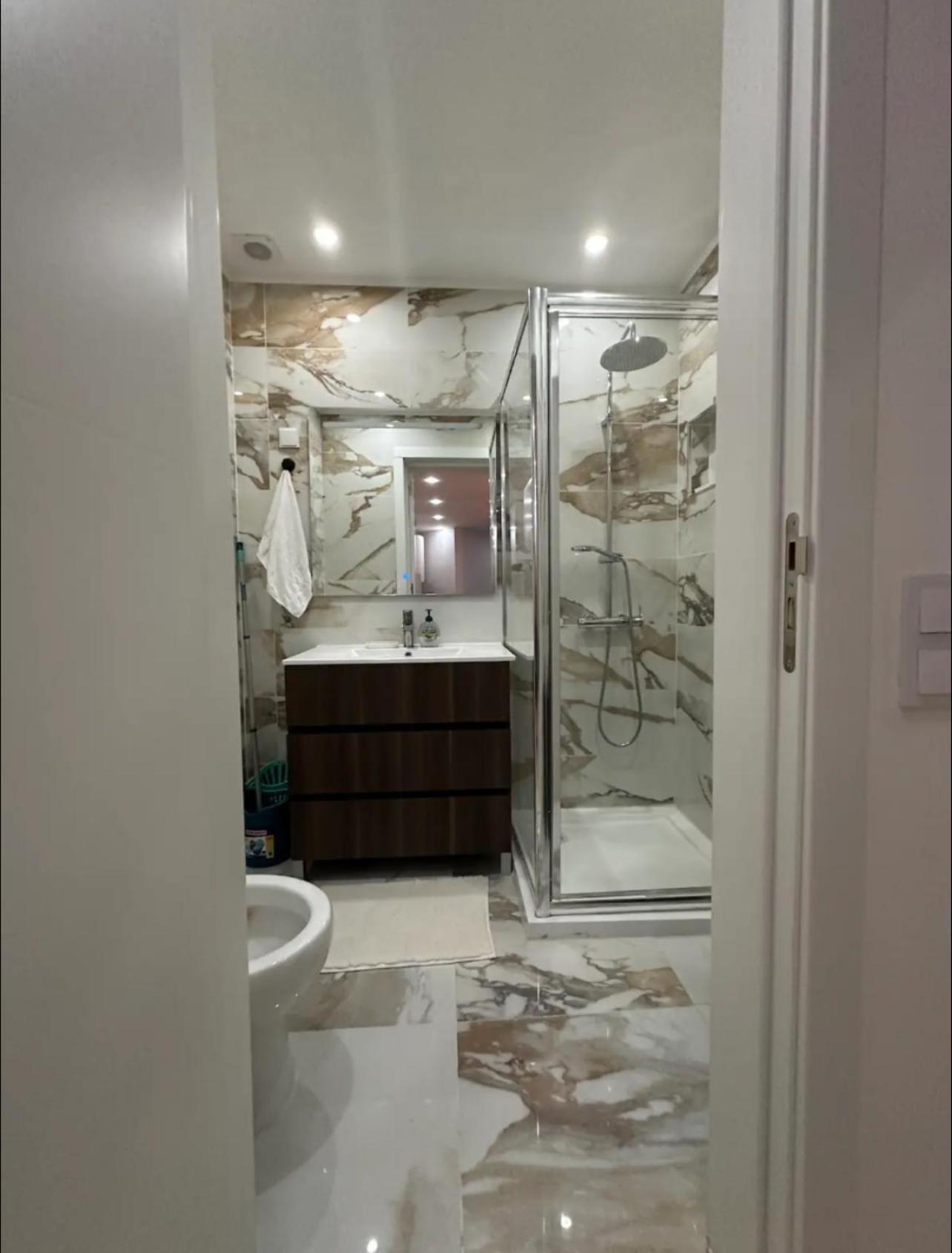 Sea View Apartment & 4 Minutes Walk To The Beach Paco de Arcos Exterior photo